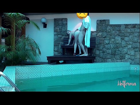 ❤️ Boss invitéiert Déngschtmeedchen an de Pool, mee konnt net engem waarm widderstoen ❤️ Häre Porno bei eis lb.eviewporn.ru ❌